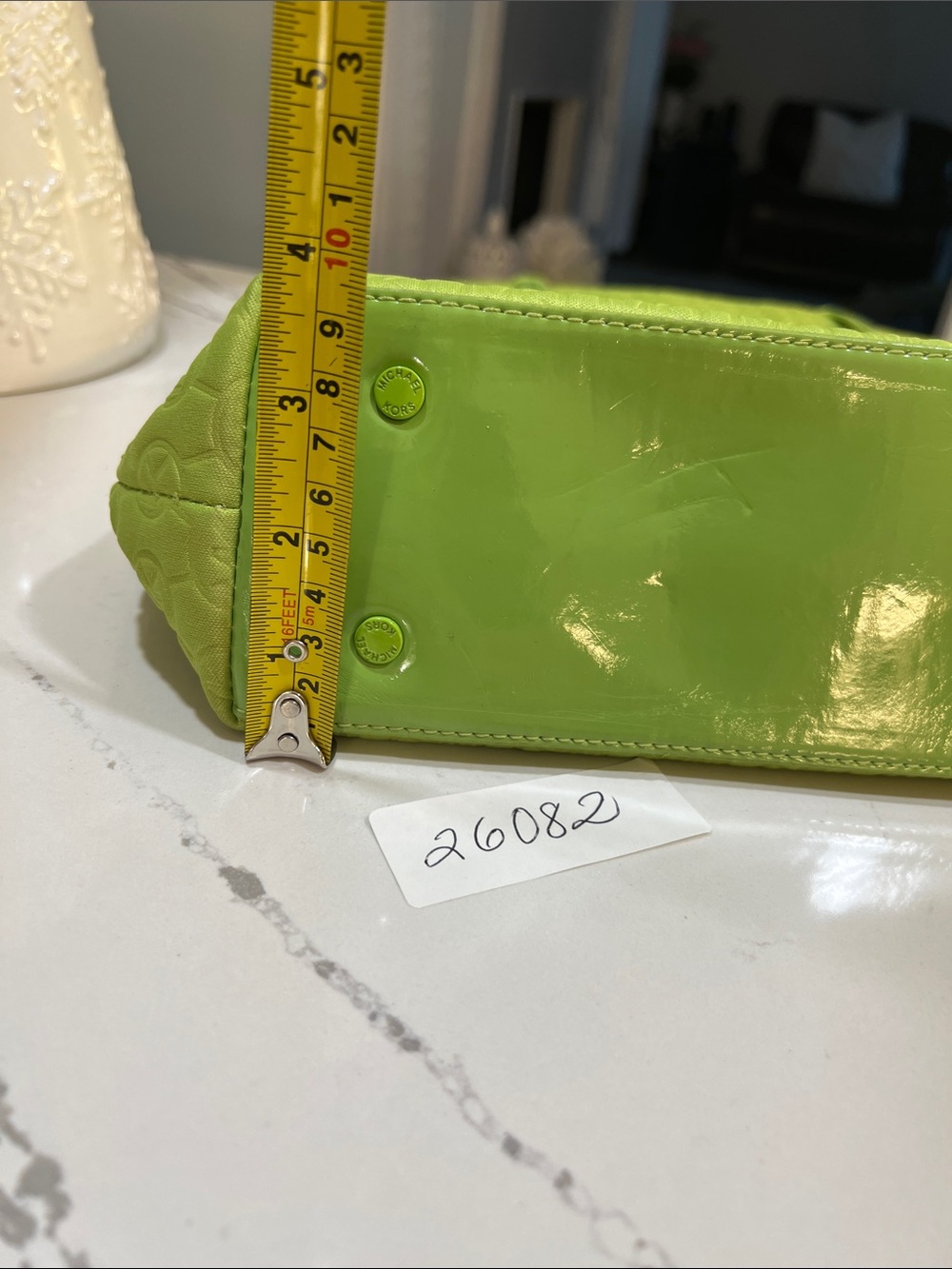 Michael Kors Het Set Neoprene Large Neon Lime Embossed Logo Tote - Picture 8 of 16